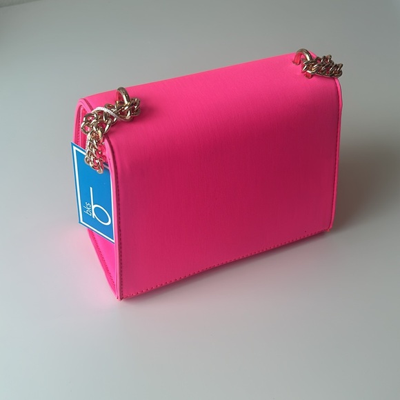 Pink Purse - Picture 3 of 4